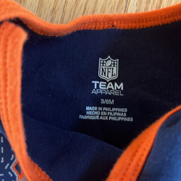 BRONCOS Set of 3 Girls Onesies, Denver Broncos, Size 3-6 Months - Picture 5 of 8